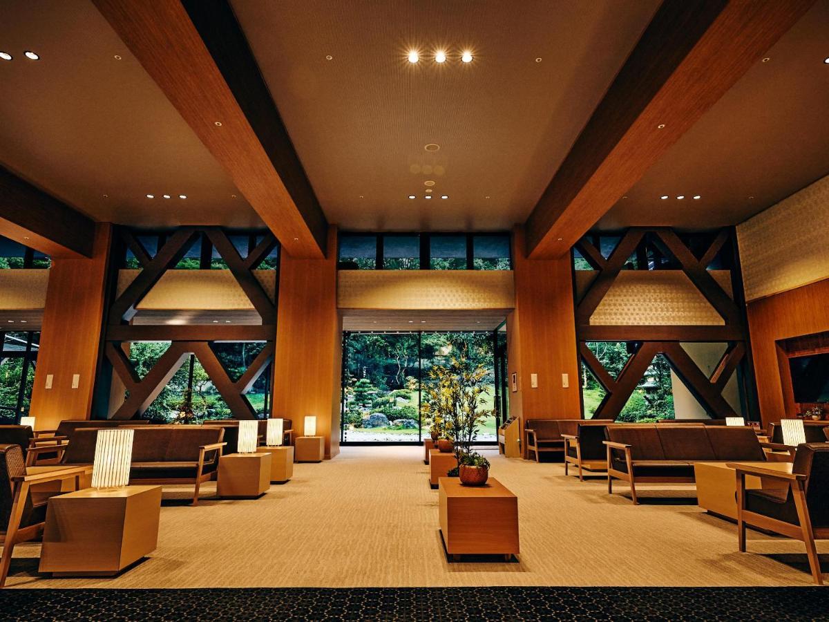 Ooedo Onsen Monogatari Premium Shirahama Gyoen Hotel Exterior photo